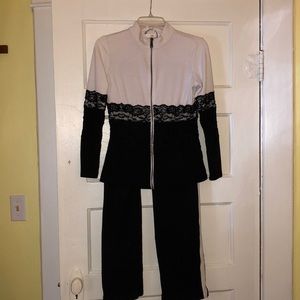 Boston Proper Zippered Coordinates Black/White